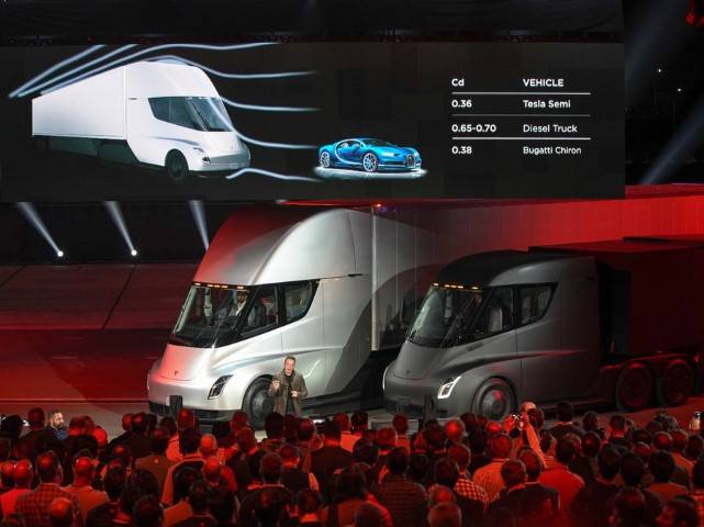 presentazione tesla semi, energia rinnovabile